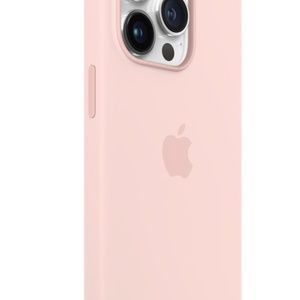 Apple iPhone 14 Pro Silicone MagSafe case light pink